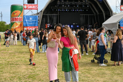 Agrandir l'image 4 sur 54, fenêtre modale