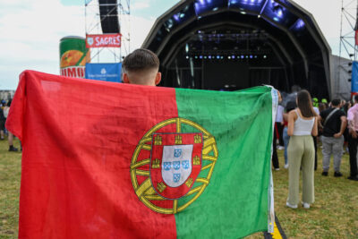 Agrandir l'image 8 sur 54, fenêtre modale