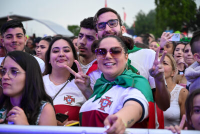 Agrandir l'image 50 sur 54, fenêtre modale