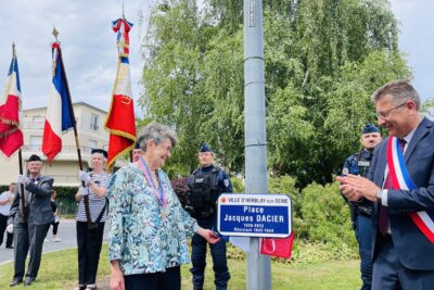 Agrandir l'image 8 sur 37, fenêtre modale