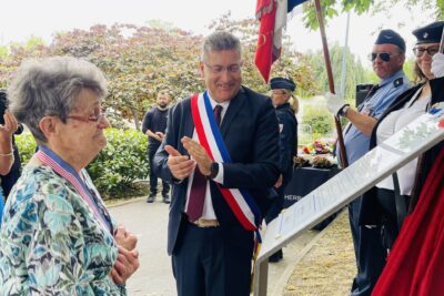 Agrandir l'image 12 sur 37, fenêtre modale