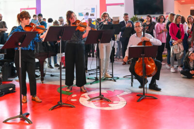 orchestre - Agrandir l'image 15 sur 40, fenêtre modale