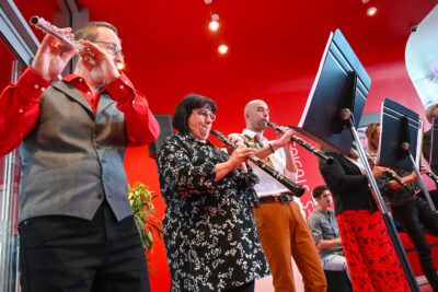 joueurs de clarinette - Agrandir l'image 17 sur 40, fenêtre modale