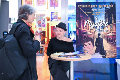 participants qui jouent à l'escape game - Agrandir l'image 32 sur 40, fenêtre modale