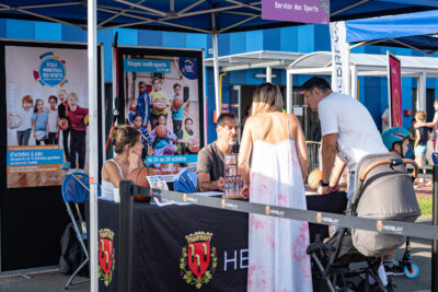 Agrandir l'image 3 sur 36, fenêtre modale