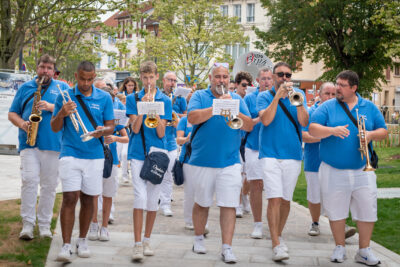 Agrandir l'image 7 sur 37, fenêtre modale