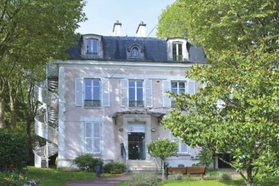 Bâtiment du pôle séniors - Agrandir l'image, fenêtre modale