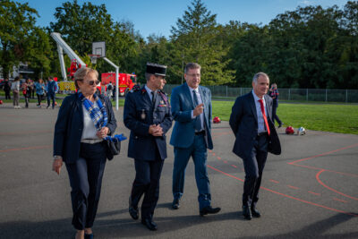 Agrandir l'image 11 sur 27, fenêtre modale