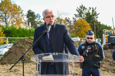 Agrandir l'image 8 sur 16, fenêtre modale