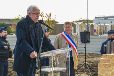 Agrandir l'image 9 sur 16, fenêtre modale