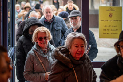 Agrandir l'image 2 sur 29, fenêtre modale