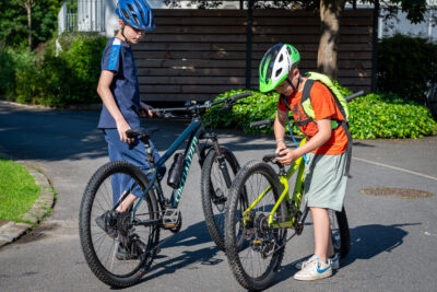 Agrandir l'image 4 sur 140, fenêtre modale