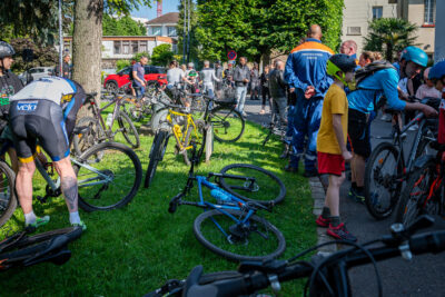 Agrandir l'image 10 sur 140, fenêtre modale