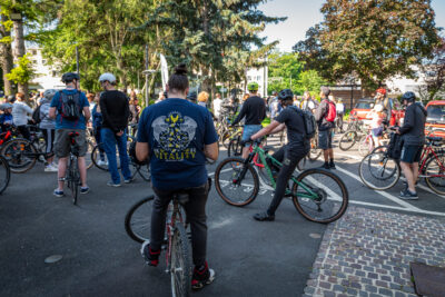 Agrandir l'image 17 sur 140, fenêtre modale