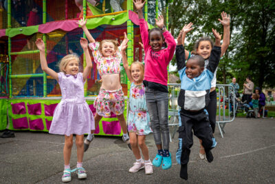 Agrandir l'image 10 sur 15, fenêtre modale