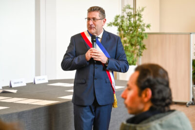 Agrandir l'image 4 sur 48, fenêtre modale