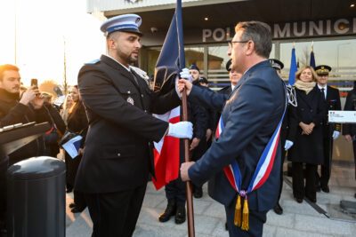 Agrandir l'image 1 sur 18, fenêtre modale