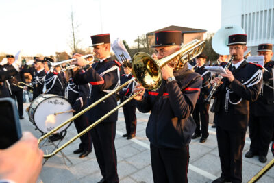 Agrandir l'image 7 sur 18, fenêtre modale