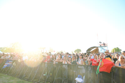 Agrandir l'image 94 sur 170, fenêtre modale