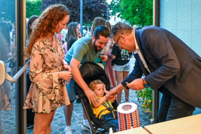 Agrandir l'image 7 sur 40, fenêtre modale