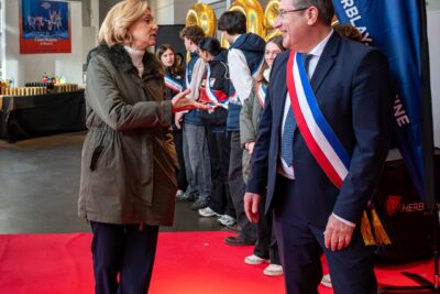 Agrandir l'image 33 sur 58, fenêtre modale